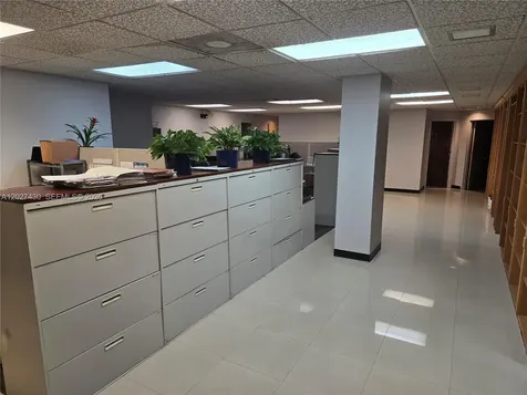 909 N Miami Beach Boulevard North Miami Beach FL 33162