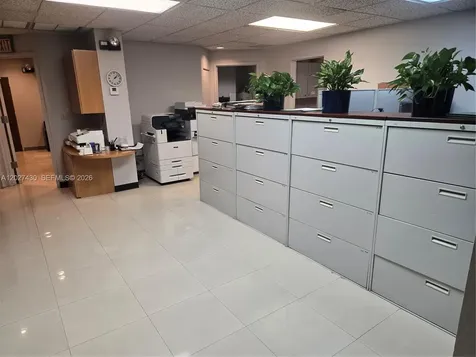 909 N Miami Beach Boulevard North Miami Beach FL 33162