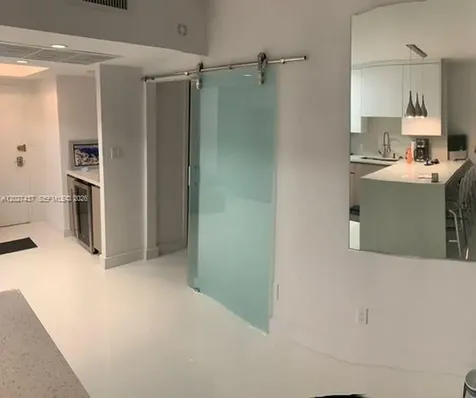100 Lincoln Road Miami Beach FL 33139