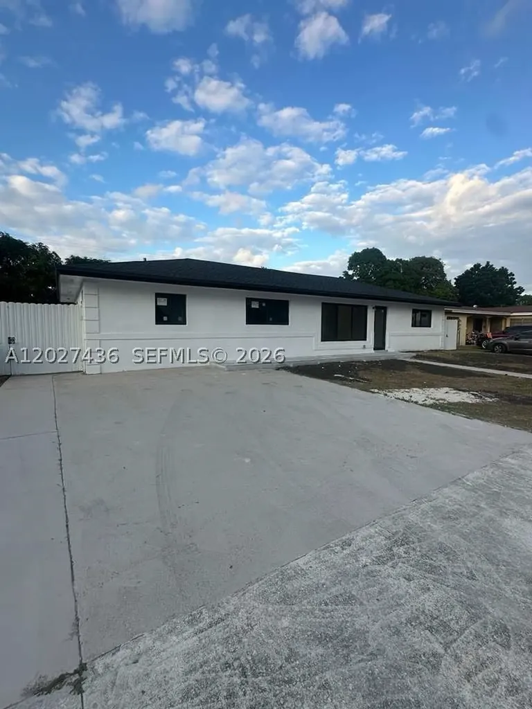 2041 NW 190th Terrace Miami Gardens FL 33056