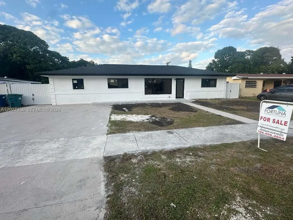2041 NW 190th Terrace Miami Gardens FL 33056