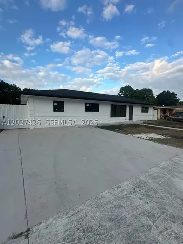 2041 NW 190th Terrace Miami Gardens FL 33056