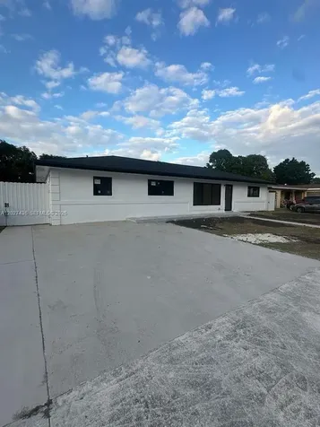 2041 NW 190th Terrace Miami Gardens FL 33056