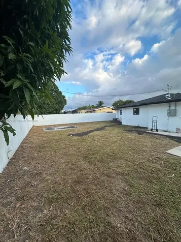 2041 NW 190th Terrace Miami Gardens FL 33056