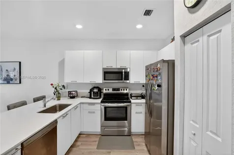 12862 NW 23rd Place Miami FL 33167