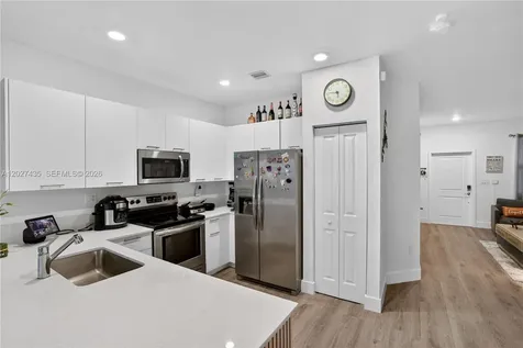12862 NW 23rd Place Miami FL 33167