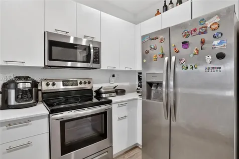 12862 NW 23rd Place Miami FL 33167