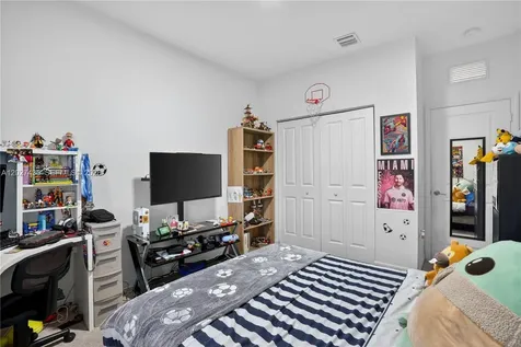 12862 NW 23rd Place Miami FL 33167