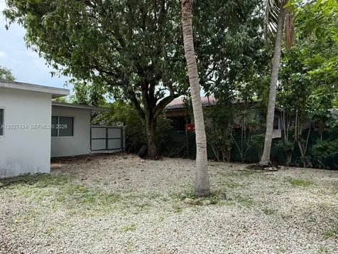 6723 NE Miami Place Miami FL 33138