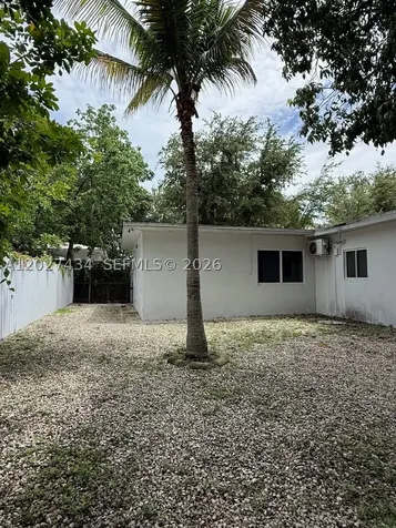 6725 NE Miami Place Miami FL 33138