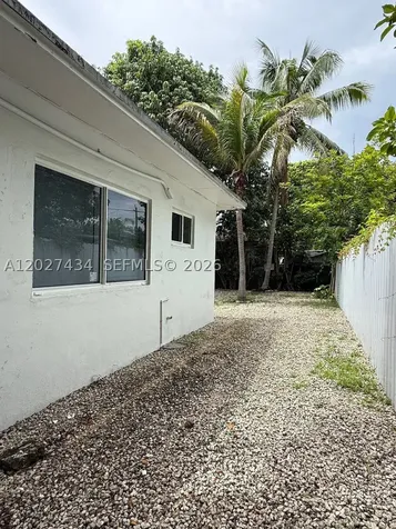 6723 NE Miami Place Miami FL 33138
