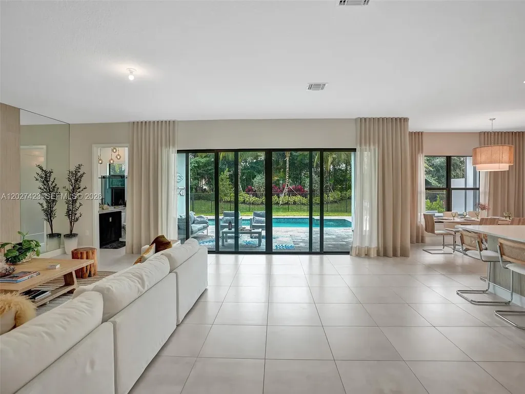 8642 Swinley Forest Way Boca Raton FL 33434