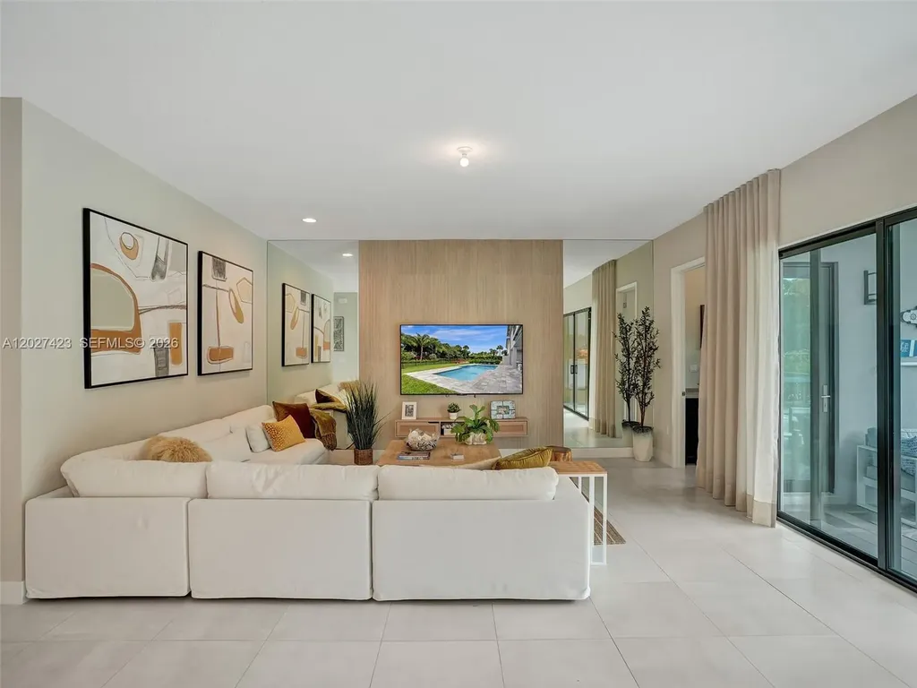 8642 Swinley Forest Way Boca Raton FL 33434