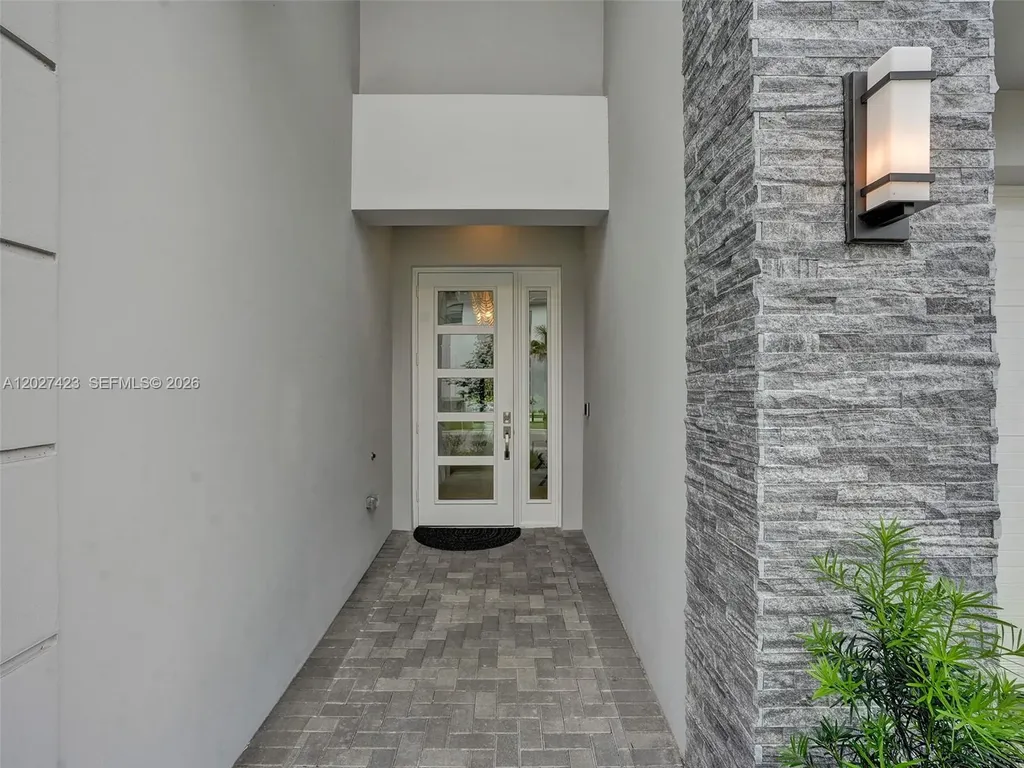 8642 Swinley Forest Way Boca Raton FL 33434