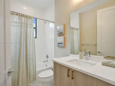 8642 Swinley Forest Way Boca Raton FL 33434