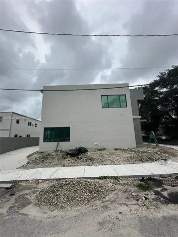 6480 NE 1st Avenue Miami FL 33150