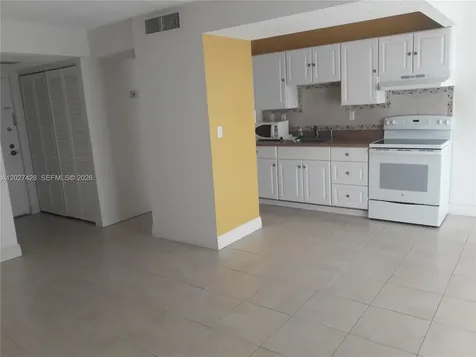 9311 SW 4th Street Miami FL 33174