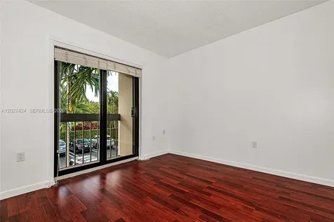 4700 SW 67th Avenue Miami FL 33155