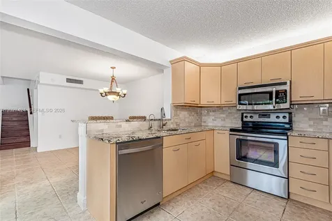 4700 SW 67th Avenue Miami FL 33155