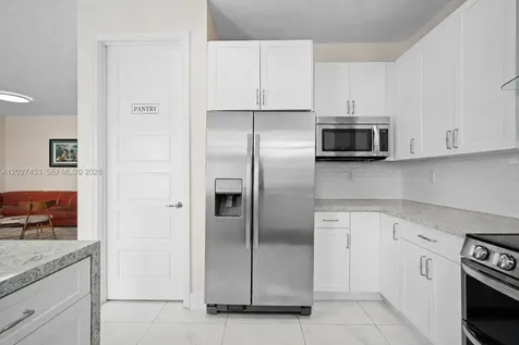 918 NE 191st Street Miami FL 33179