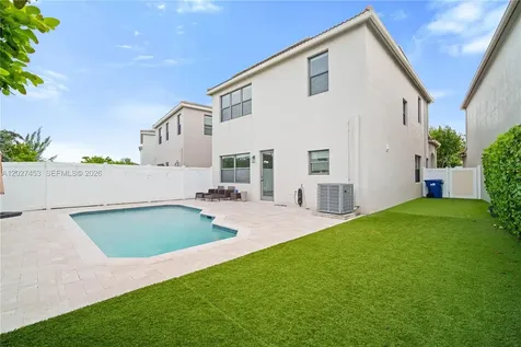 918 NE 191st Street Miami FL 33179