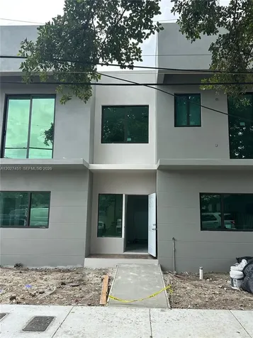 6480 NE 1st Avenue Miami FL 33150