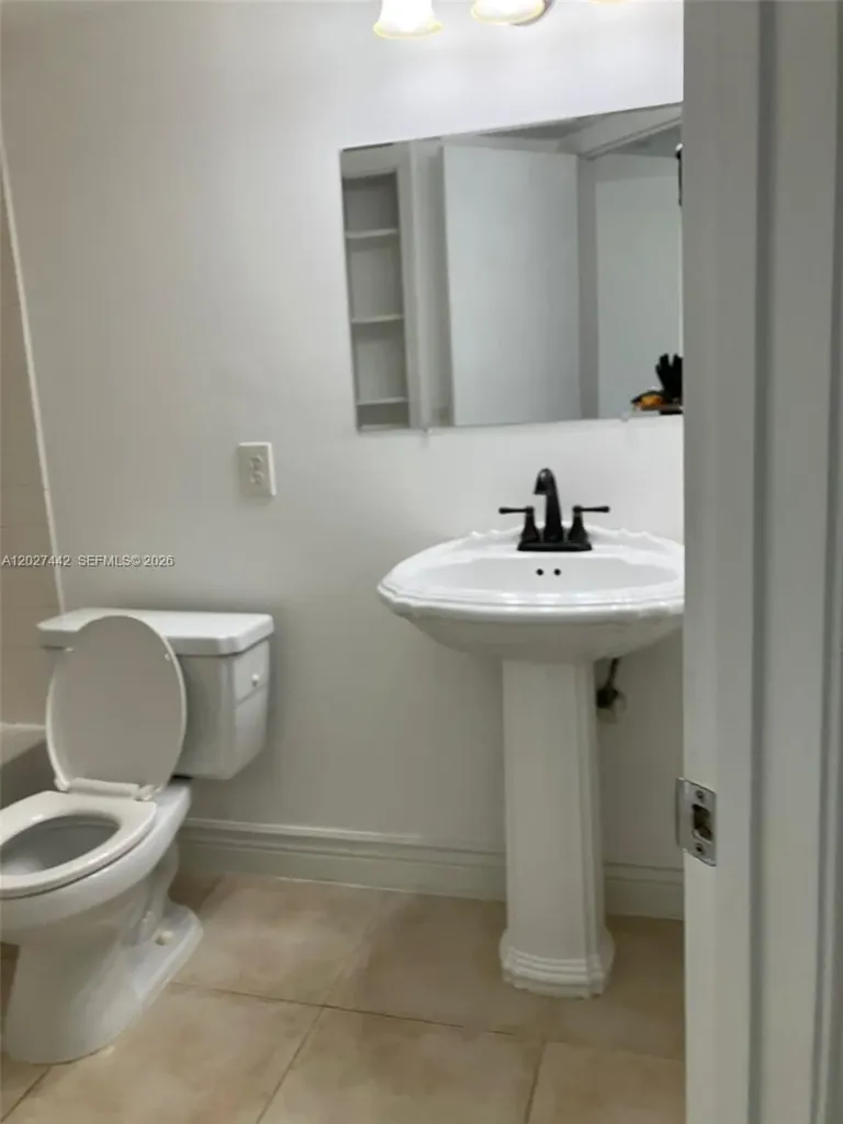 2803 N Course Drive Pompano Beach FL 33069