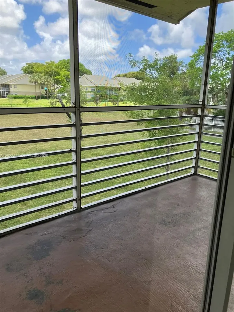 2803 N Course Drive Pompano Beach FL 33069