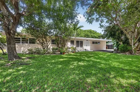 13830 SW 79th Court Palmetto Bay FL 33158