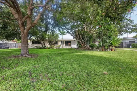 13830 SW 79th Court Palmetto Bay FL 33158