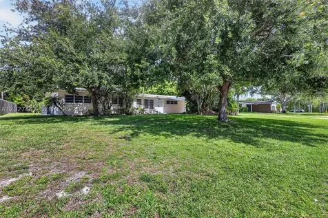 13830 SW 79th Court Palmetto Bay FL 33158