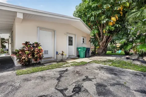 13830 SW 79th Court Palmetto Bay FL 33158