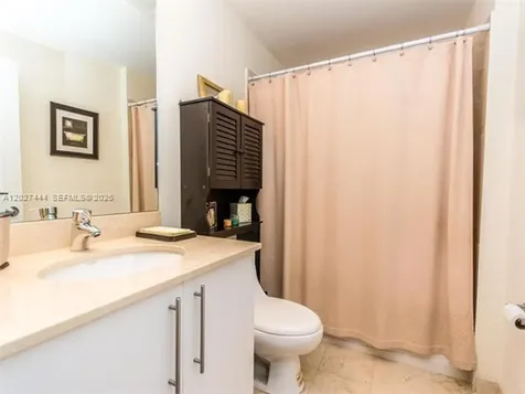 3330 NE 190th Street Aventura FL 33180