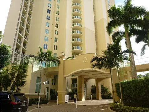 3330 NE 190th Street Aventura FL 33180