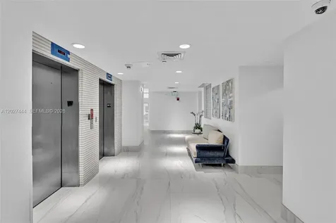 3330 NE 190th Street Aventura FL 33180