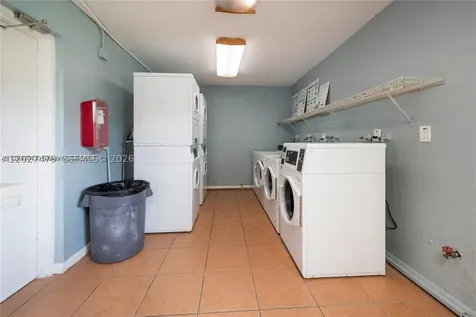 405 S Pine Island Road Plantation FL 33324