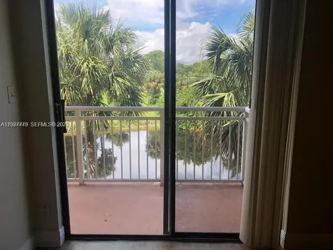 405 S Pine Island Road Plantation FL 33324