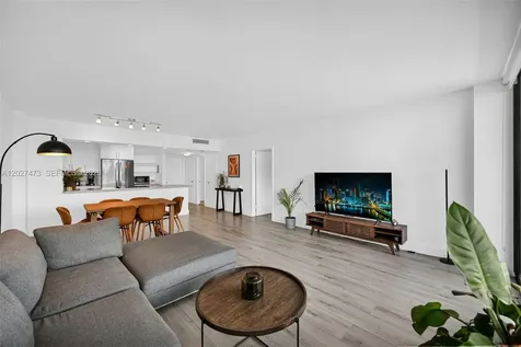 5700 Collins Avenue Miami Beach FL 33140