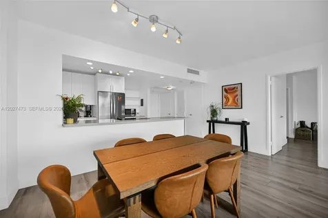 5700 Collins Avenue Miami Beach FL 33140