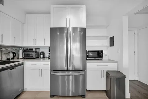5700 Collins Avenue Miami Beach FL 33140