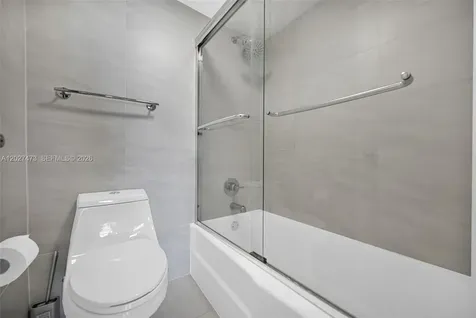 5700 Collins Avenue Miami Beach FL 33140