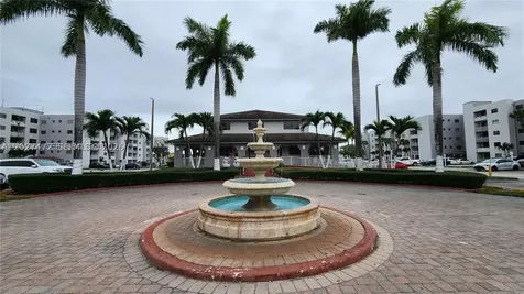 8185 NW 7th Street Miami FL 33126