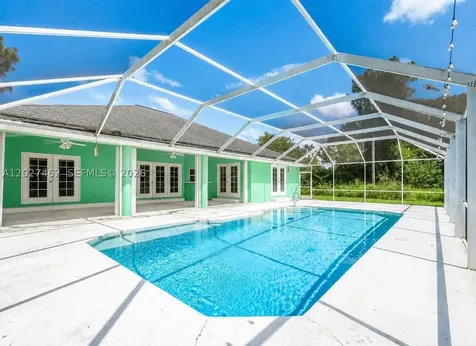 811 Jefferson Avenue Lehigh Acres FL 33936