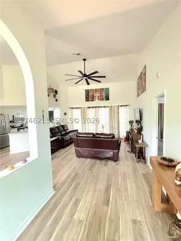 811 Jefferson Avenue Lehigh Acres FL 33936