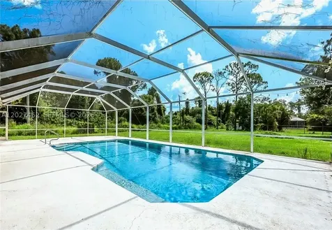 811 Jefferson Avenue Lehigh Acres FL 33936