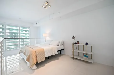 60 SW 13th Street Miami FL 33130