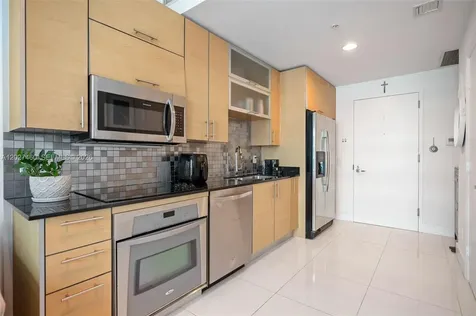 60 SW 13th Street Miami FL 33130