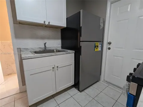 987 NE 131st North Miami FL 33161