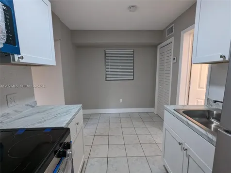 987 NE 131st North Miami FL 33161