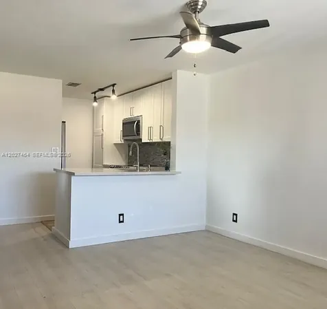 10054 Winding Lake Road Sunrise FL 33351